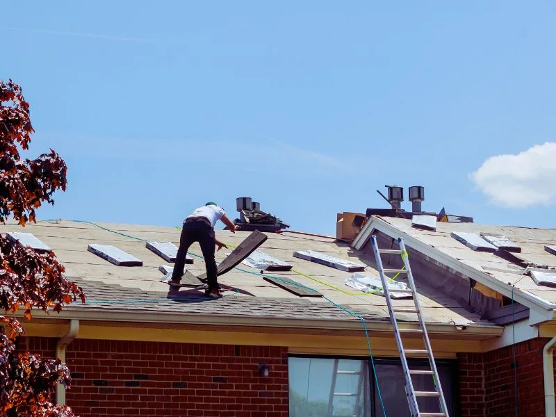 Cost Breakdown by Roofing Material